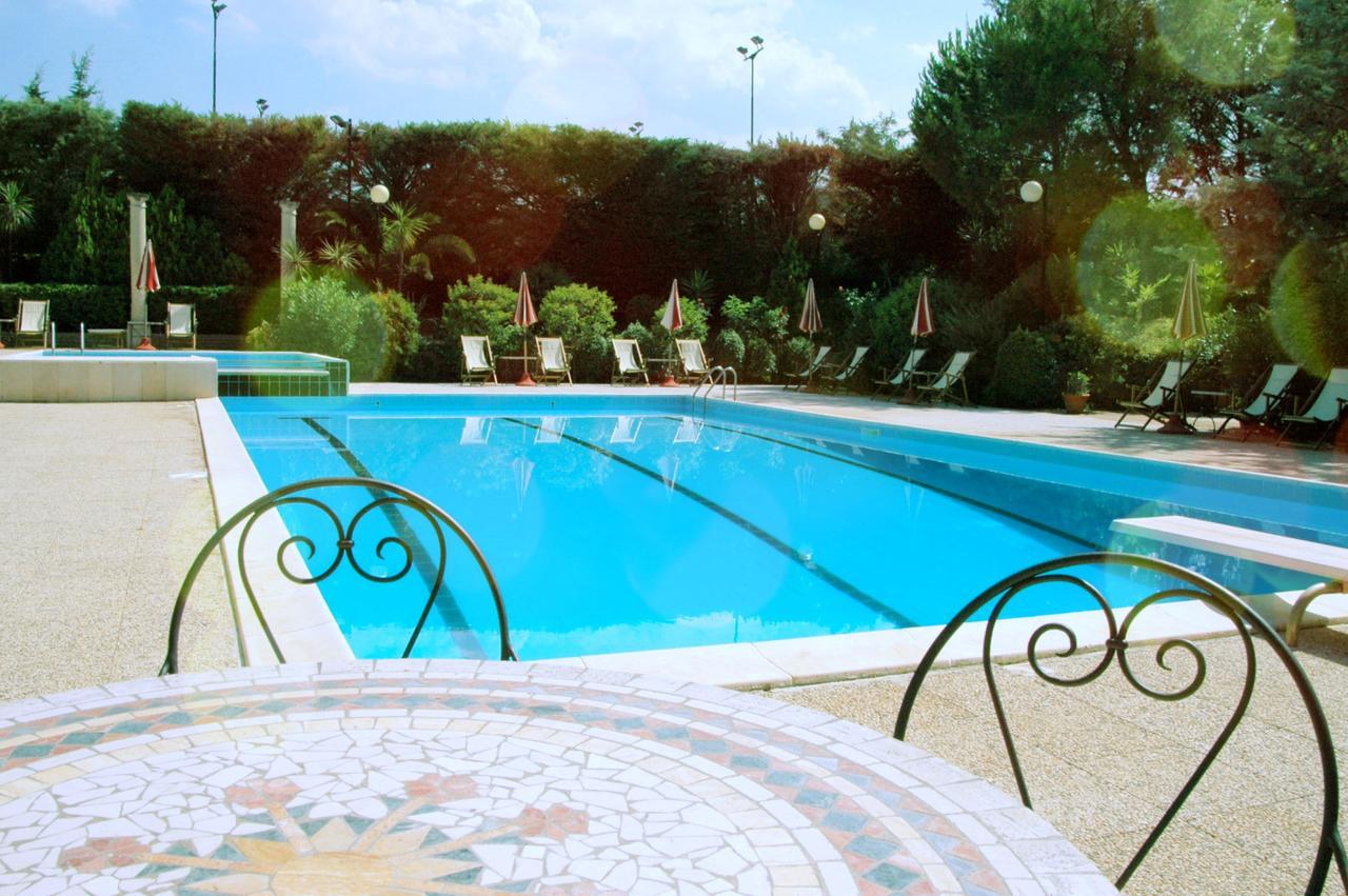Residence Villa Agrimare Vieste Buitenkant foto